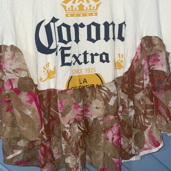 One-of-a-Kind Floral Ruffle Top - Cream and Pink poncho - Picture 2 of 6